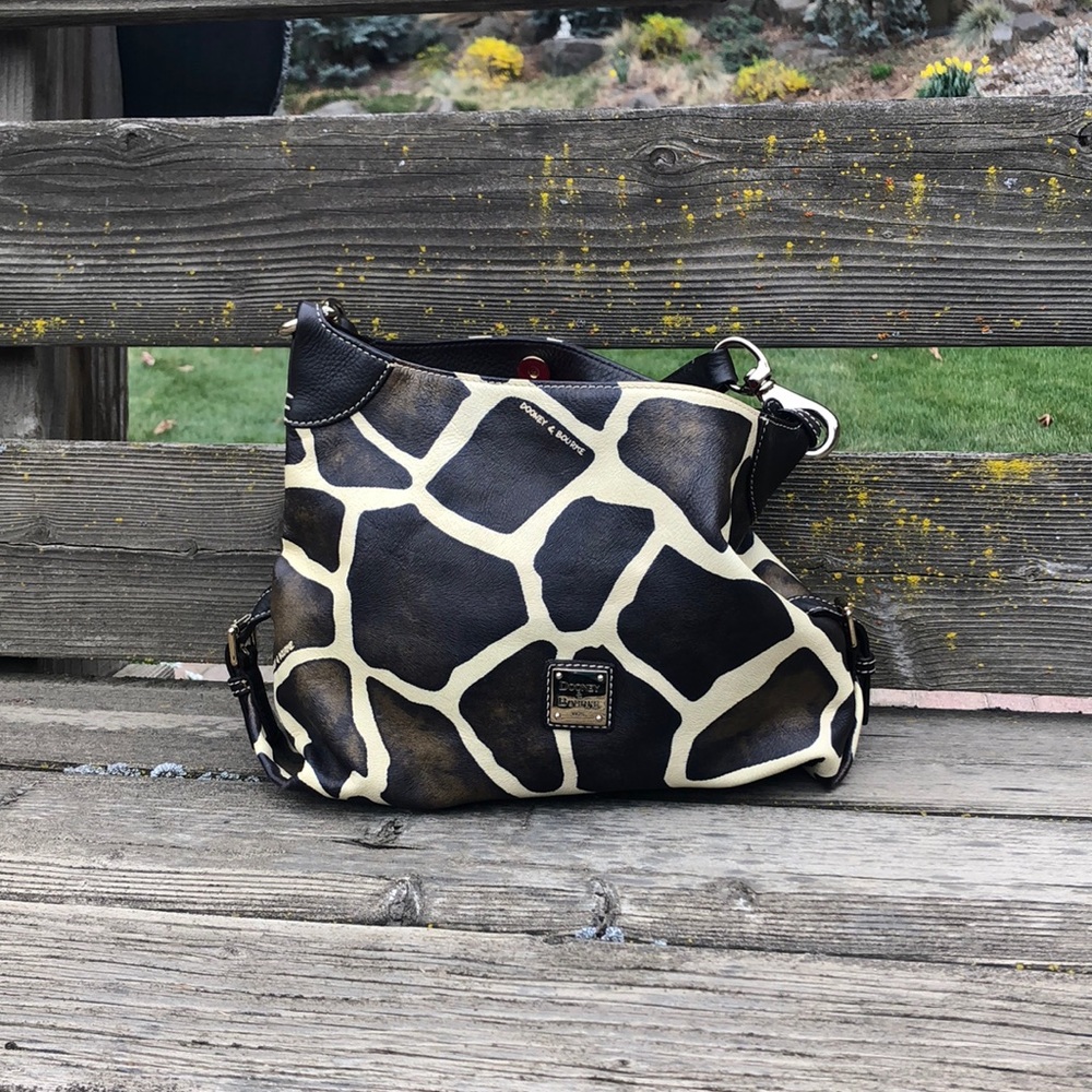 Dooney & Bourke shoulder bag
